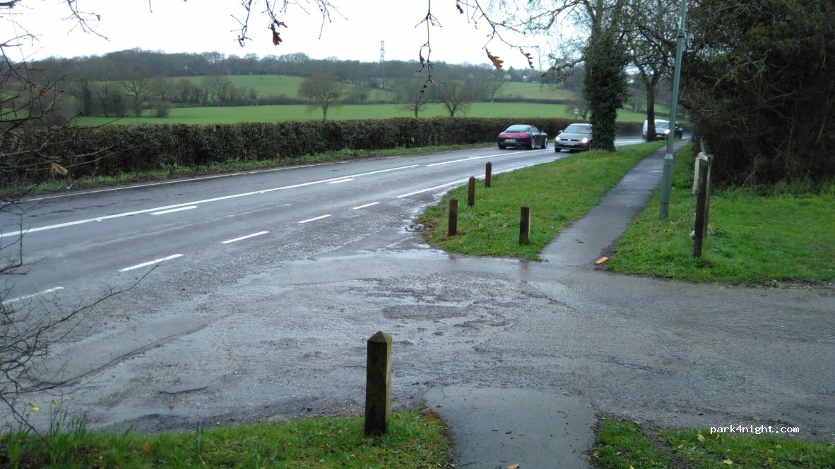 (GU9 0AY) Farnham - 2 Folly Hill — foto