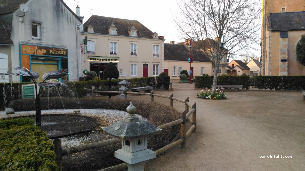 (72110) Beaufay - Place du Gén de Gaulle — foto
