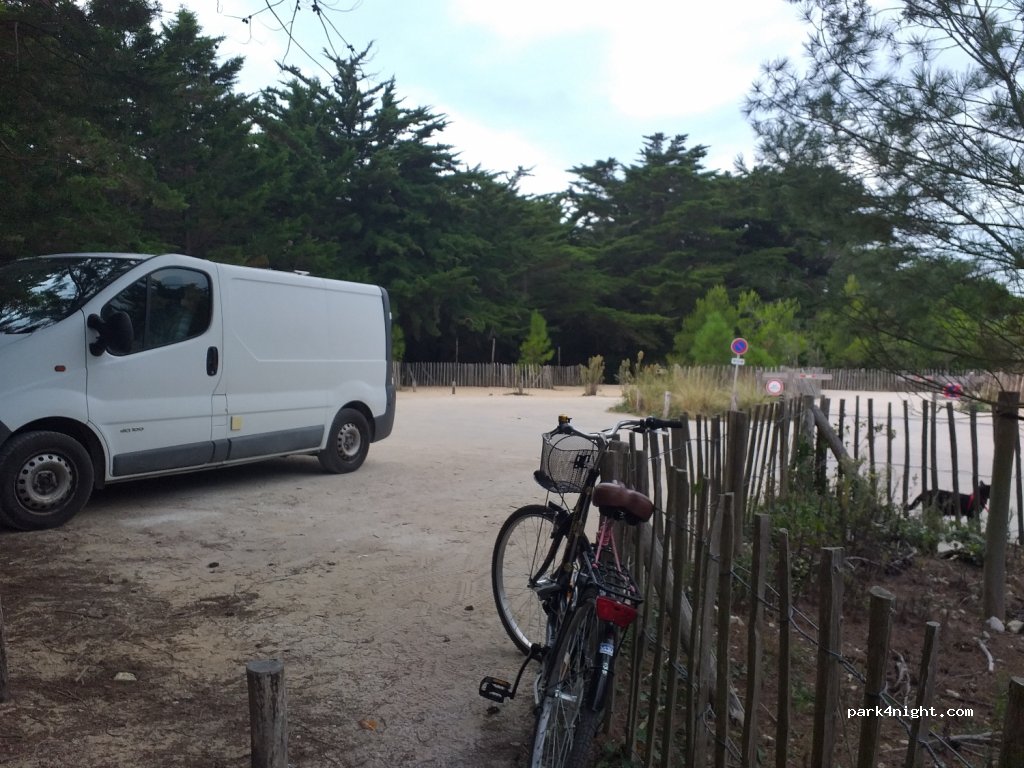 (17880) Les Portes-en-Ré - 9 Route du Petit Bec — foto 4
