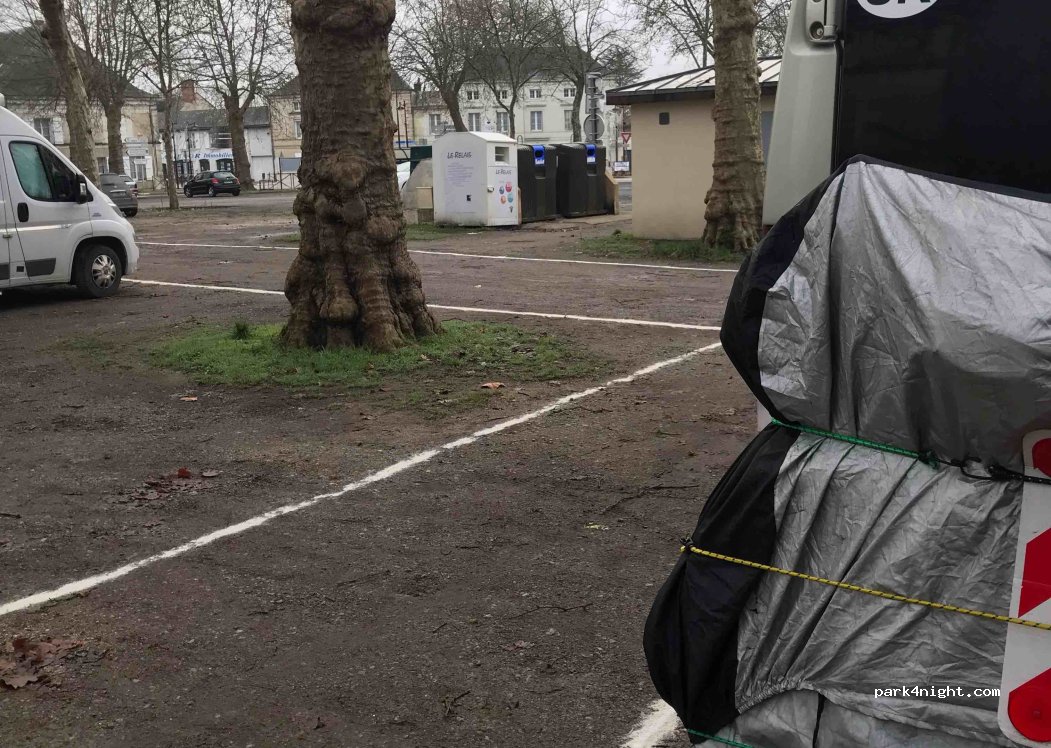 (86140) Lencloître - 1 Rue de la République — foto 2