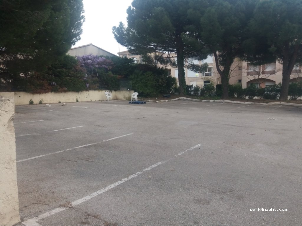 (83270) Saint-Cyr-sur-Mer - Traverse Joseph Kessel — foto 2
