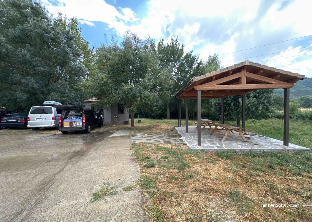 (22753) Puente la Reina de Jaca - 4 Calle el Molino — foto