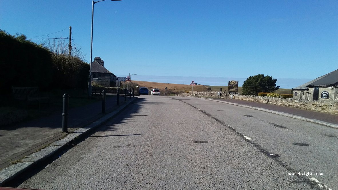 (PL15 7TS) Launceston - A30 — foto 2