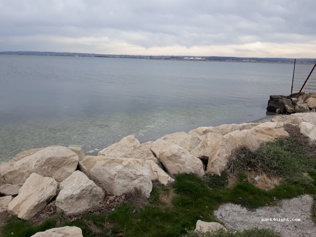 (13700) Marignane - 7 Avenue Henri Fabre — foto