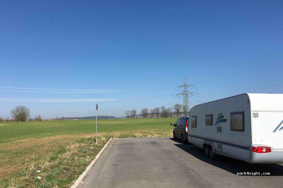 (96472) Rödental - 9 Nikolaus-A.-Otto-Straße — foto 2
