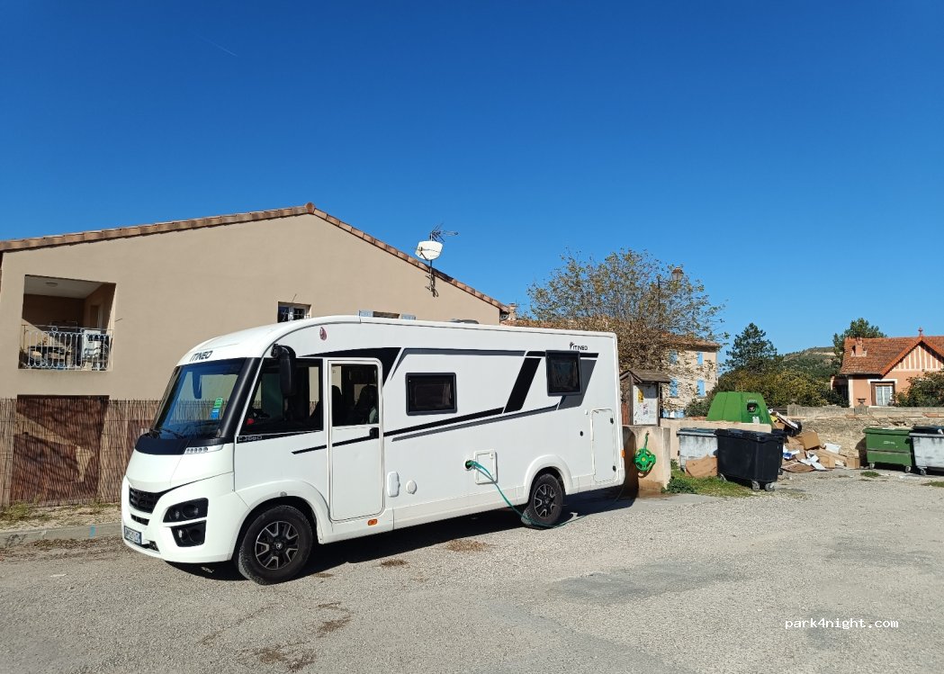 (84570) Malemort-du-Comtat - Avenue Docteur Tondut — foto 5
