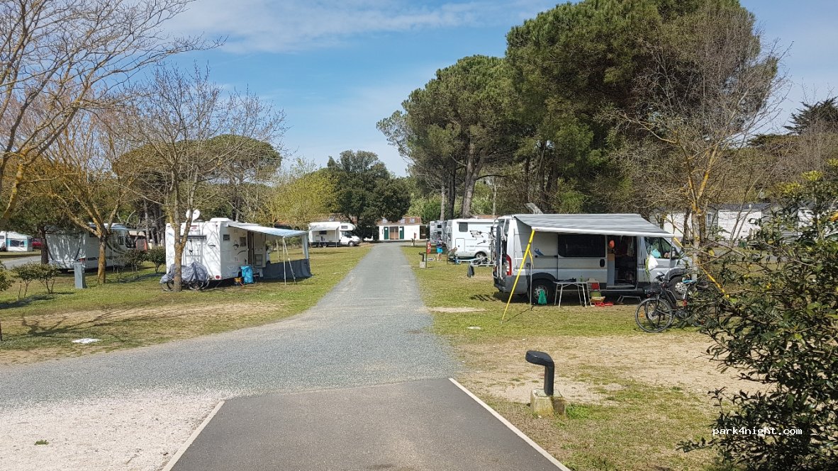 Camping les Varennes — foto
