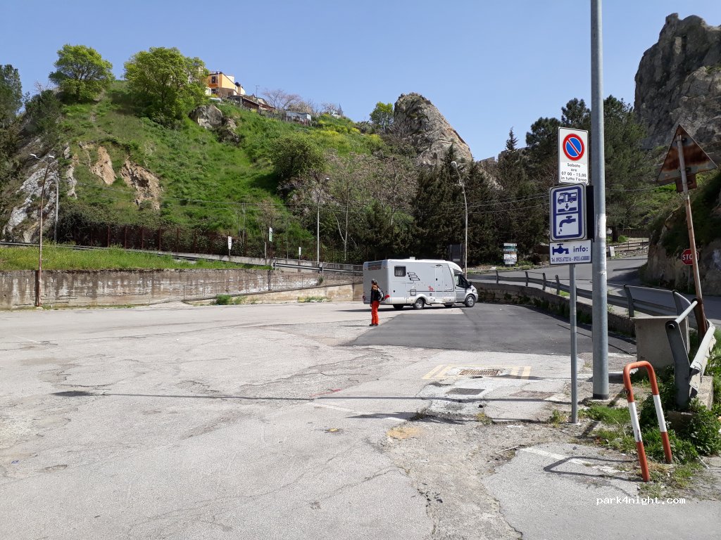 (94014) Nicosia - Strada Provinciale 20 — foto 2
