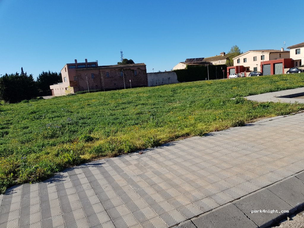 (17485) Vila-sacra - Carrer de Cap Ras — foto 2