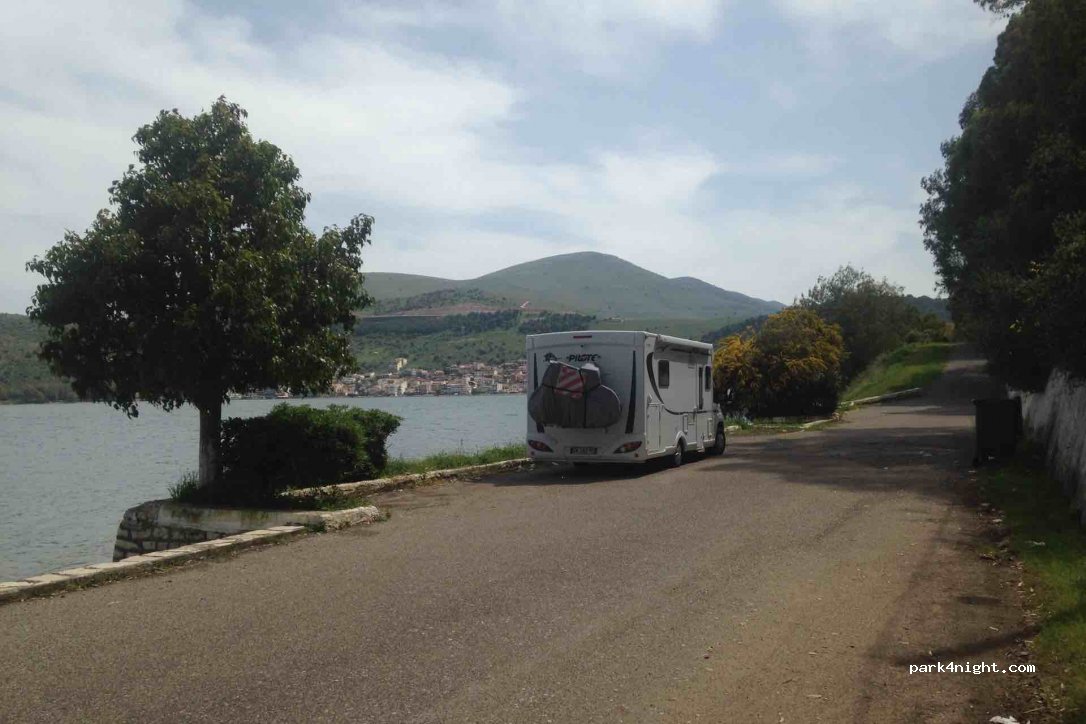 (305 00) Amfilochia - Ethniki Odos Amfilochias Lefkadas — foto 3