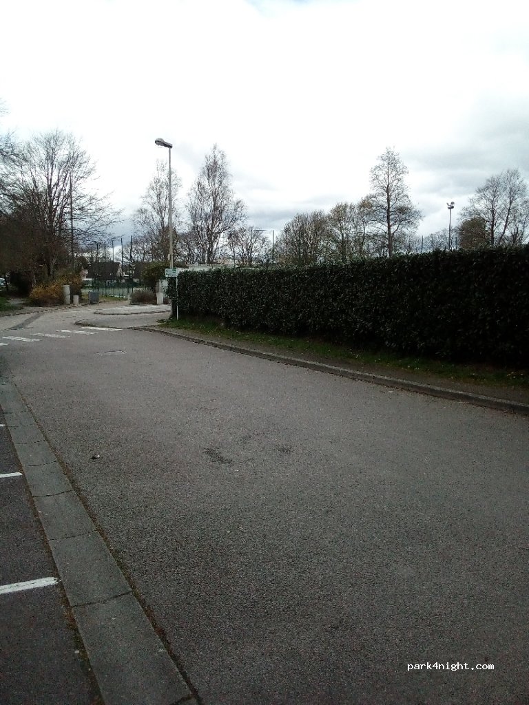 (29000) Quimper - 25 Allée Monseigneur Jean-René Calloc'h — foto 2