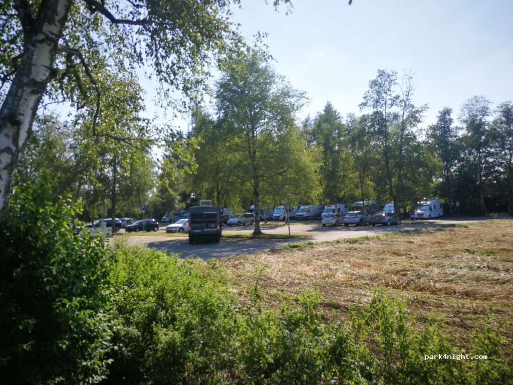 Wohnmobilstellplatz Federseemuseum — foto 2