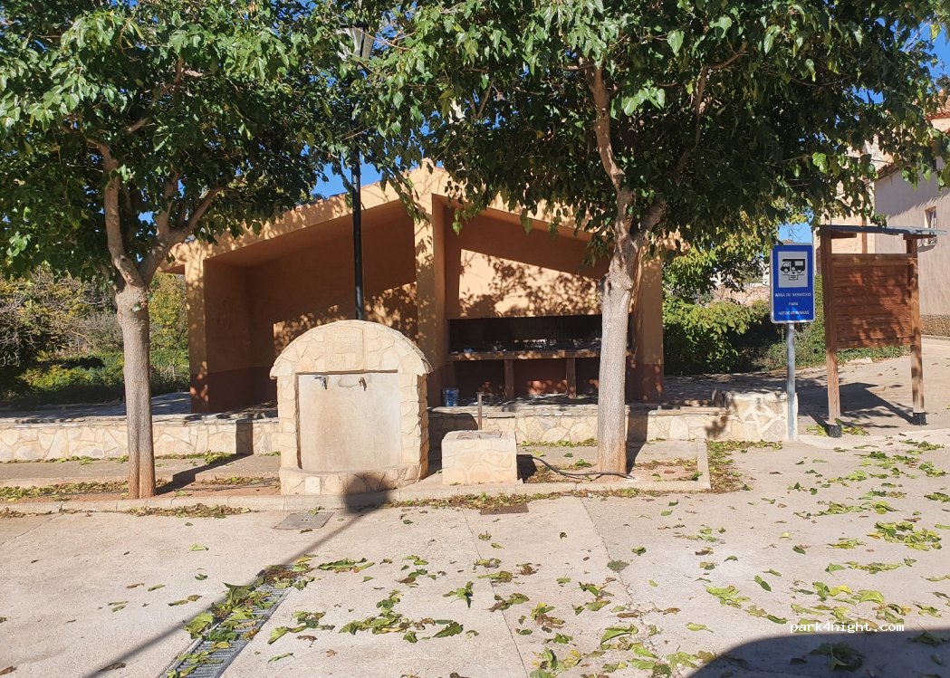 (44711) Fuentes Calientes - 5 Calle de la Magdalena — foto 2