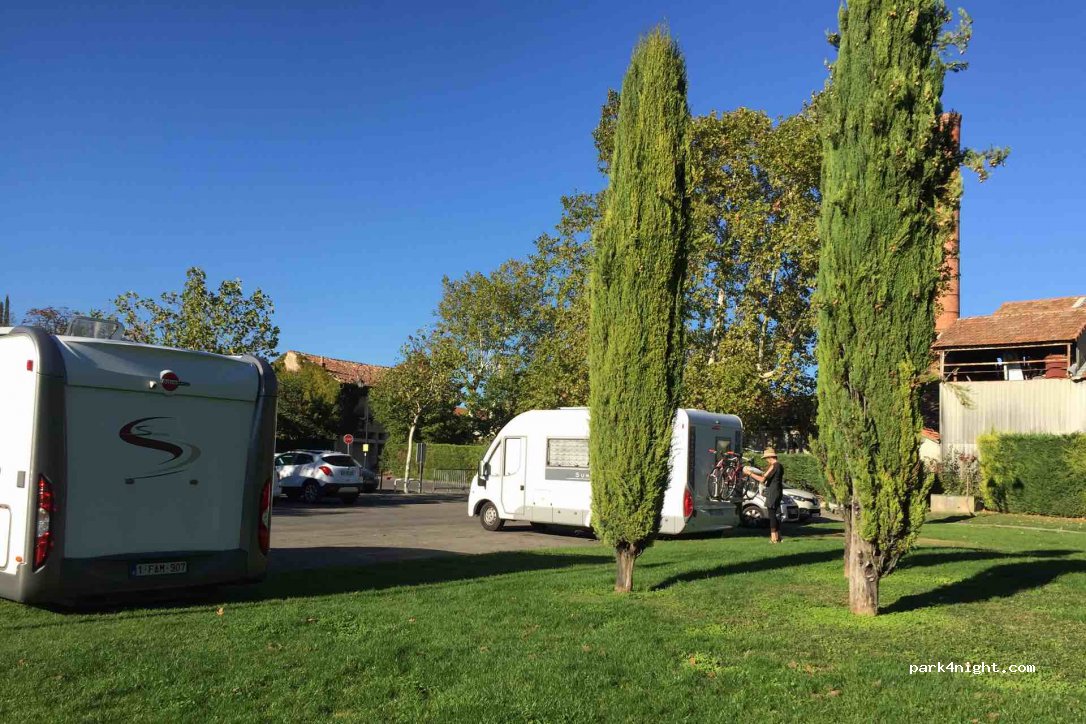 (84210) Pernes-les-Fontaines - 164 Cours Frizet — foto 3