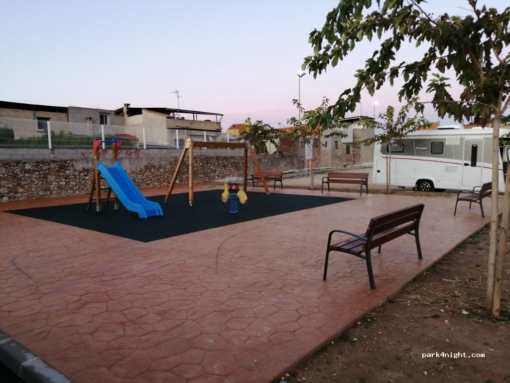(46720) Vilallonga - 9 Calle Madre María Ràfols — foto