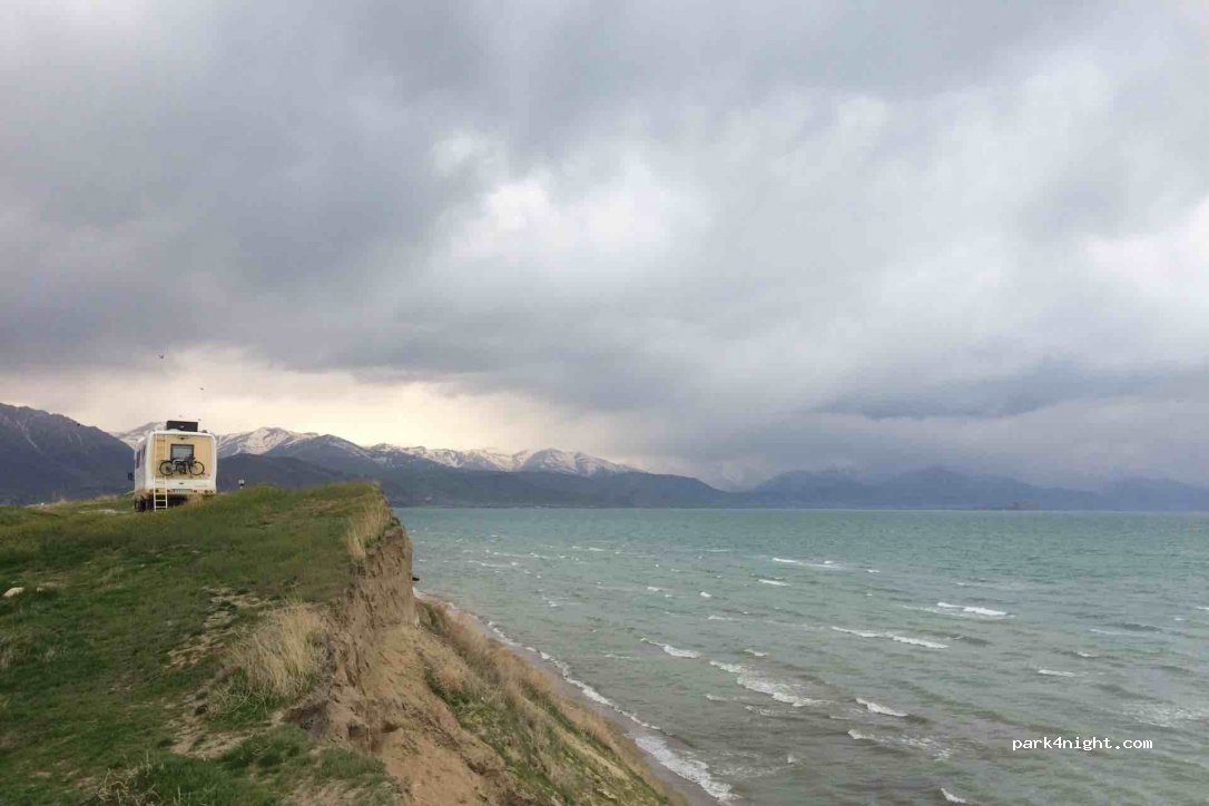 (65170) Edremit - Unnamed Road — foto