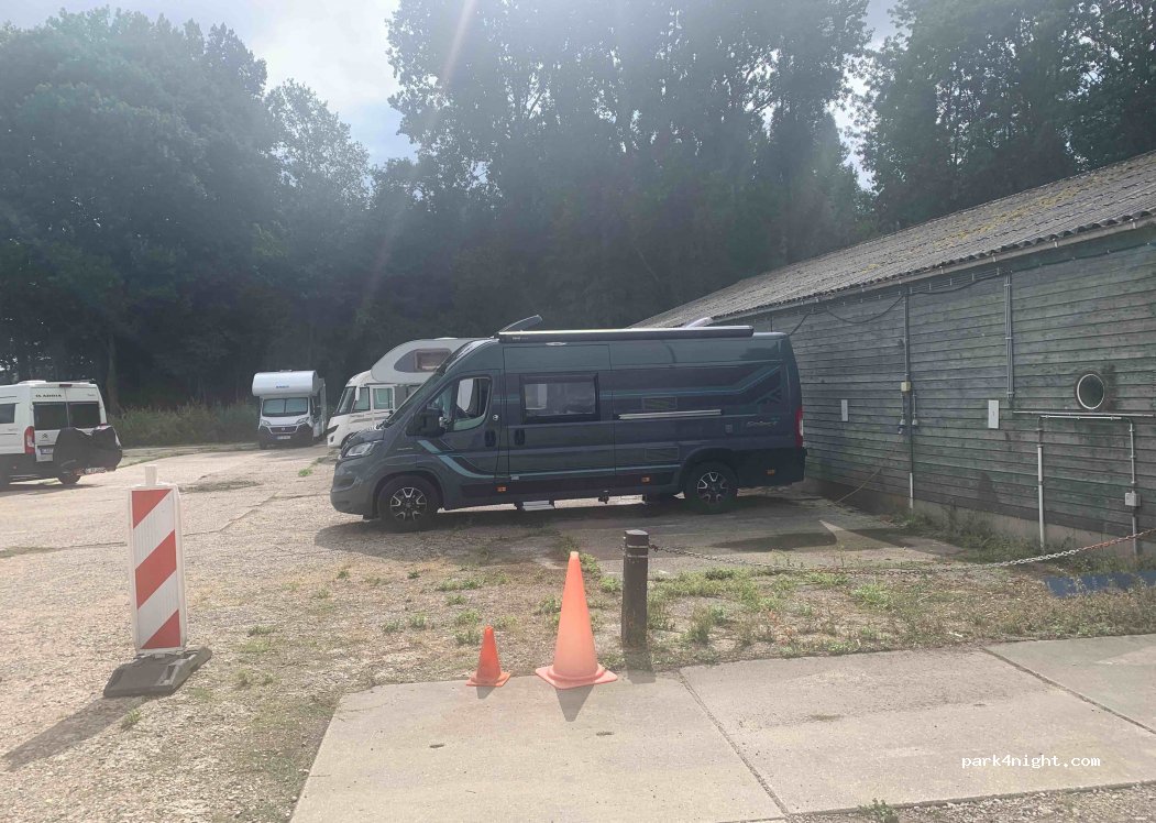 Camperplaats Amsterdam — foto 2