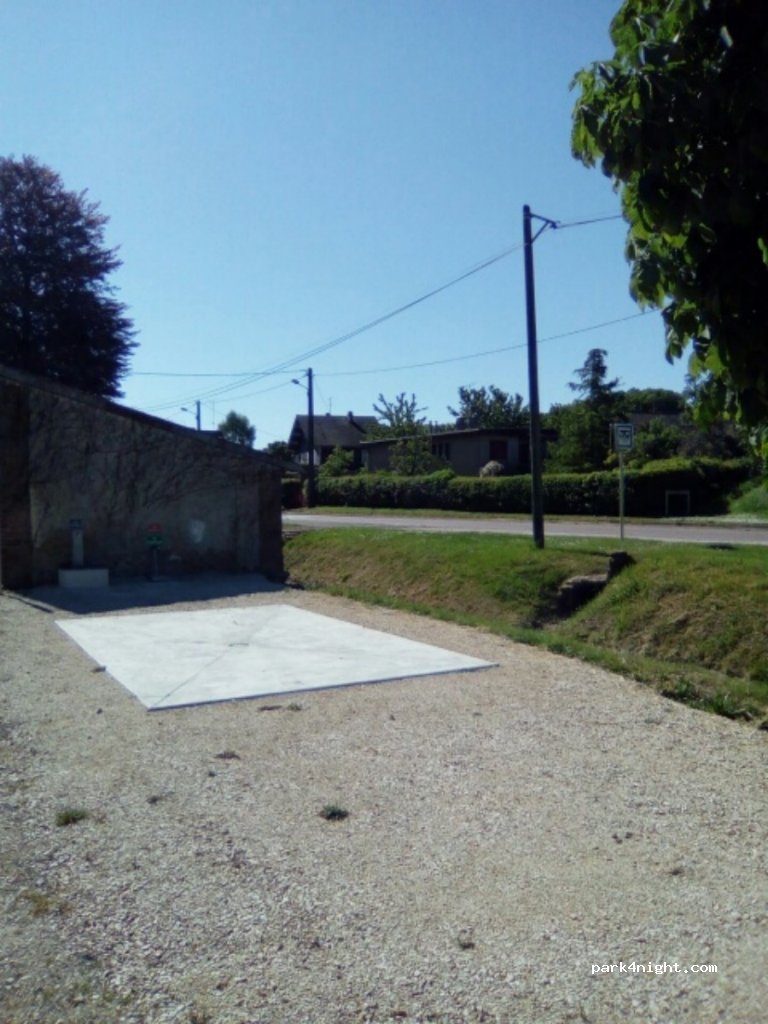 (89320) Cerisiers - 4 Rue Normandie Niemen — foto 2