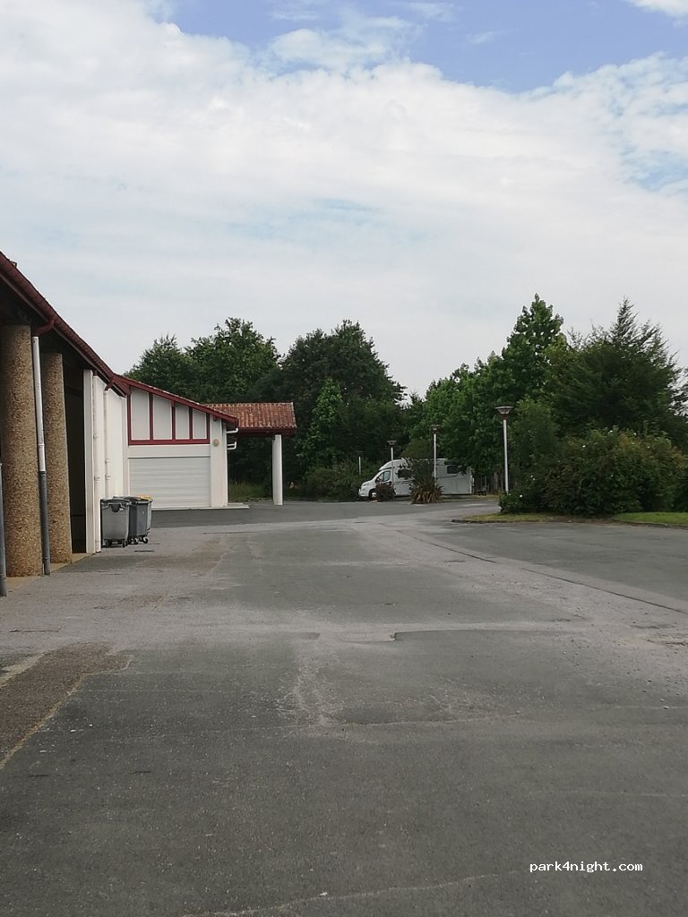(64480) Larressore - 55 Inthalatzia Est — foto