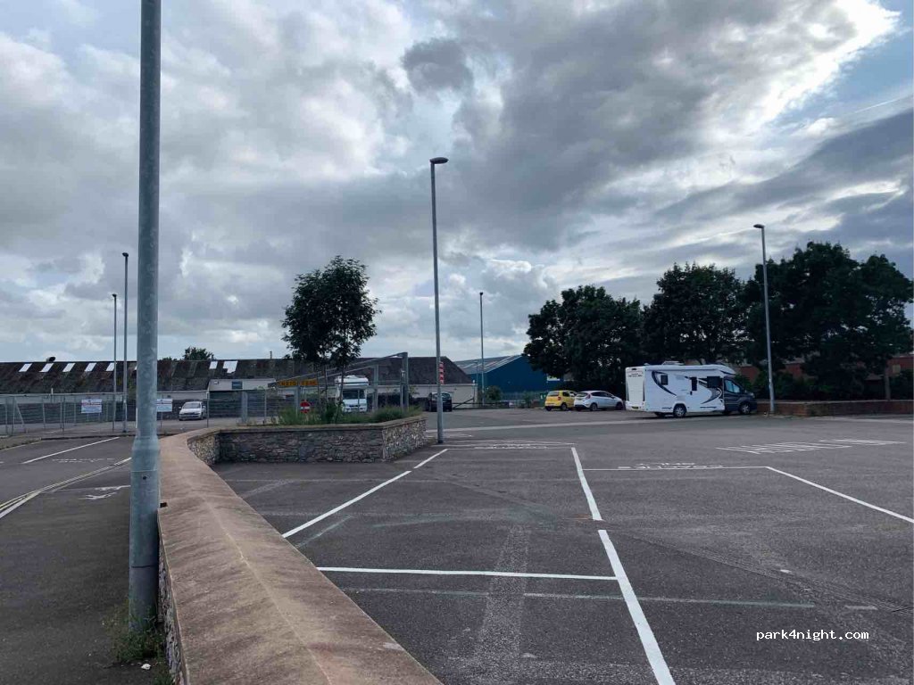 (EX2) Exeter - 18 Michael Browning Way — foto