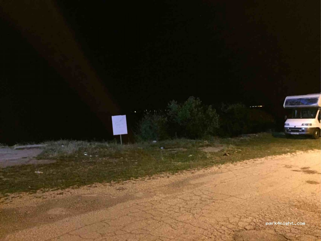 () Niksic - P15 — foto