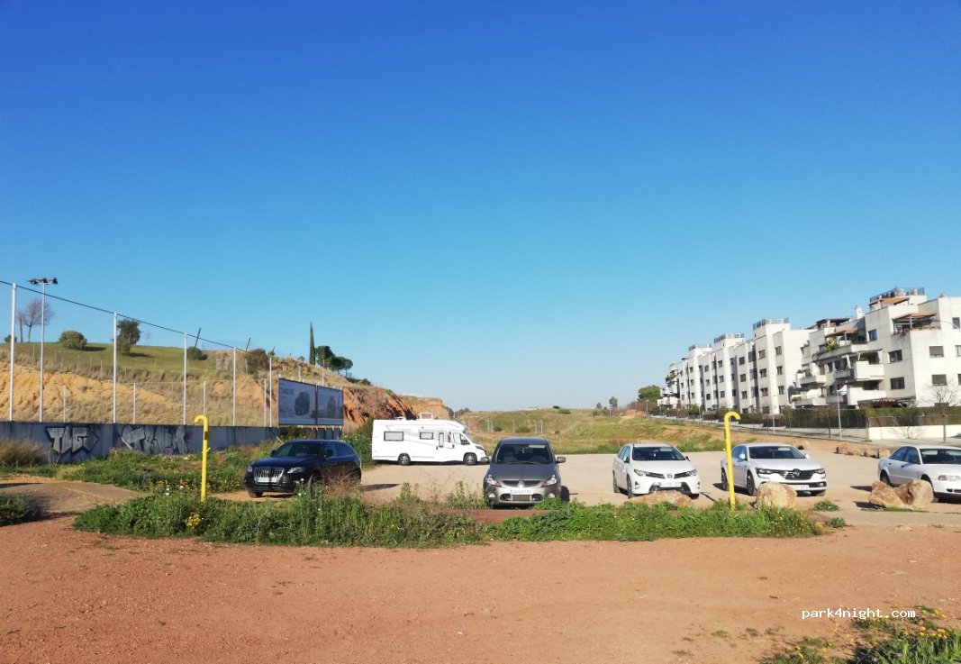 (14006) Córdoba - 810 Calle Ingeniero Ruiz de Azúa — foto