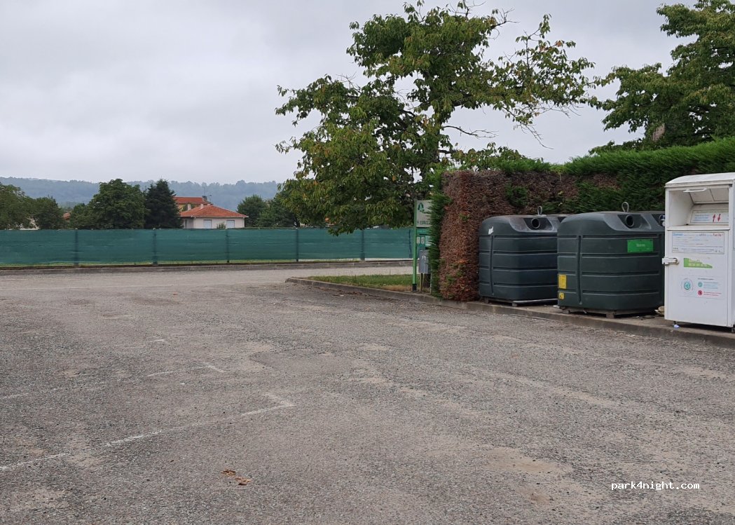 (09000) Vernajoul - 5-9 Rue de Latière — foto 2
