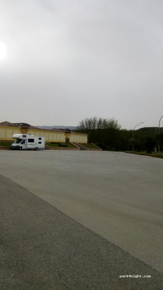 (81010) Ruviano - Unnamed Road — foto