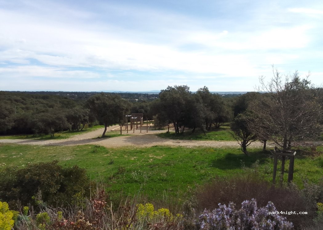 (30900) Nîmes - Boulevard Ancien Combattants en Indochi — foto 4