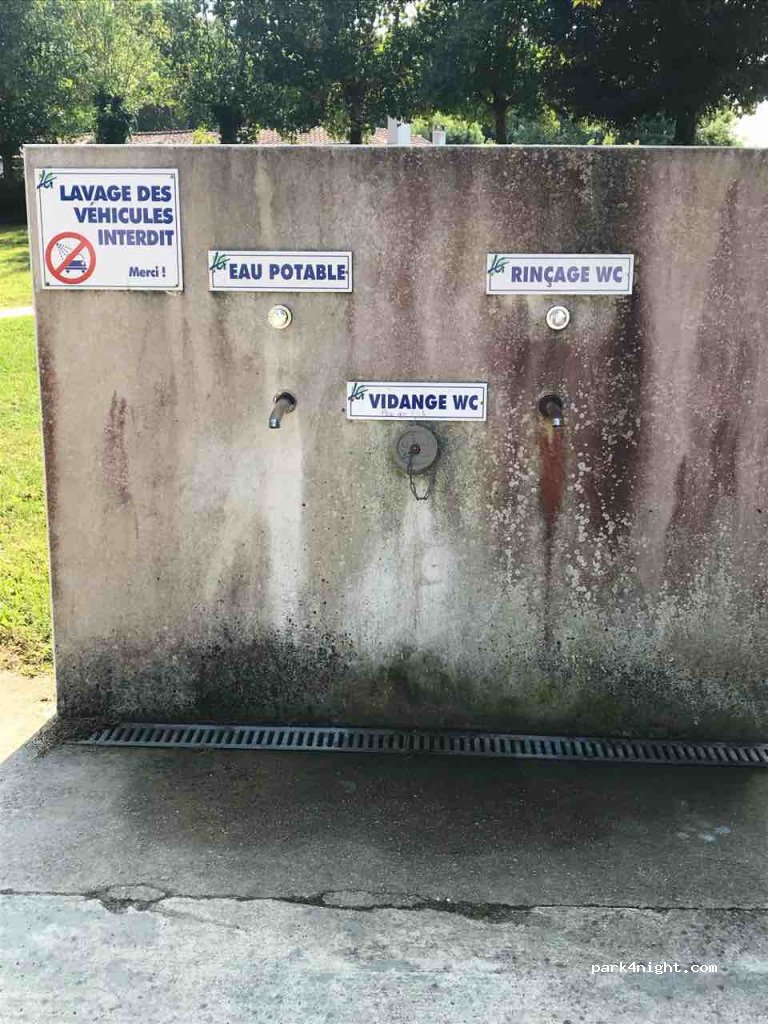(85710) La Garnache - Rue de Challans — foto 2