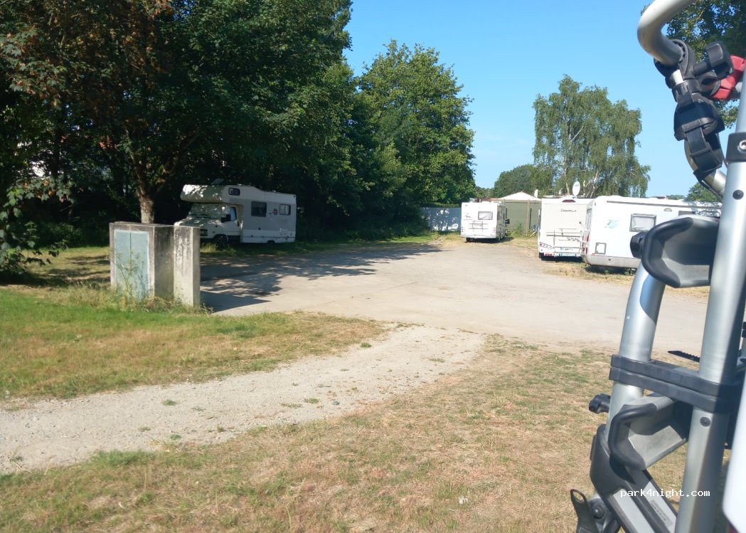 (85710) La Garnache - Rue de Challans — foto 4