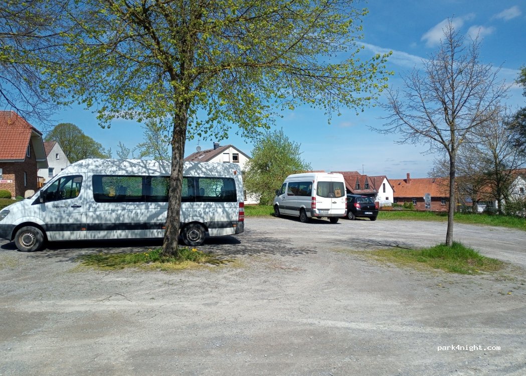 (33039) Nieheim - 1 Am Klunsberg — foto 4