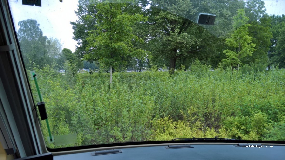 (12435) Berlin - 16A Puschkinallee — foto