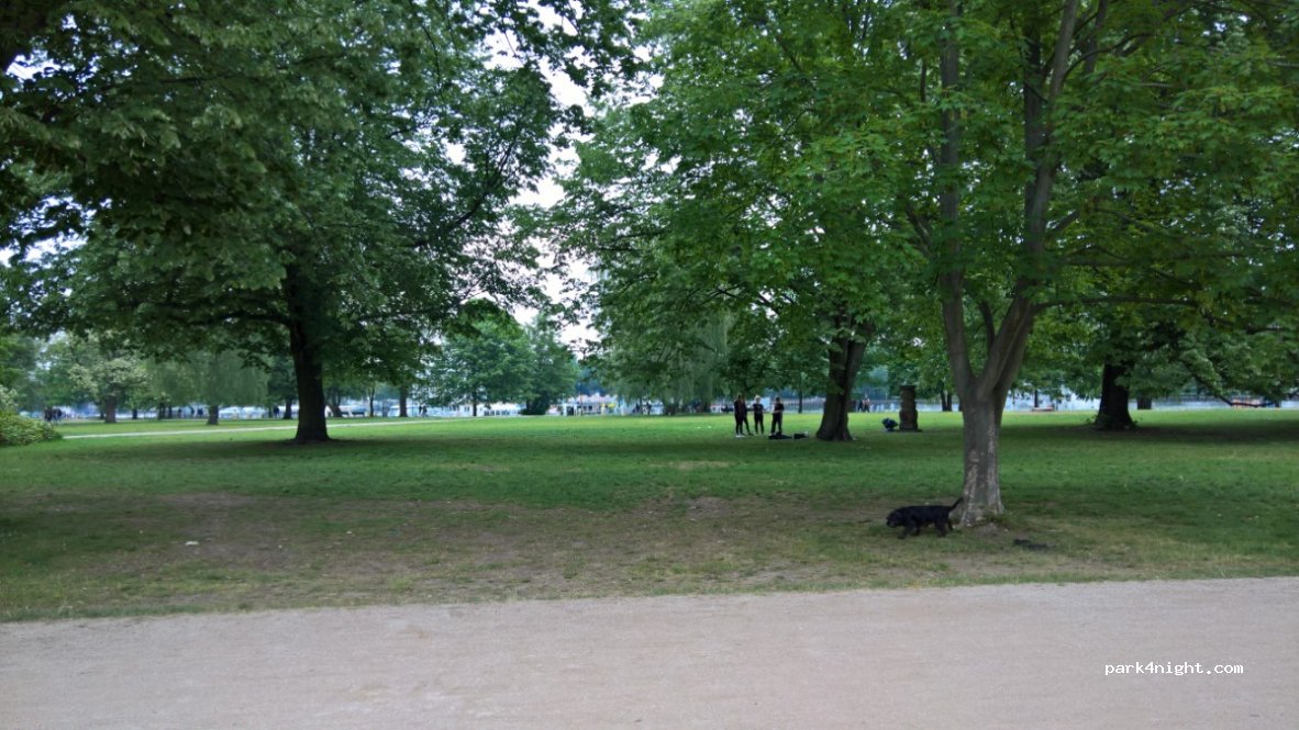 (12435) Berlin - 16A Puschkinallee — foto 2