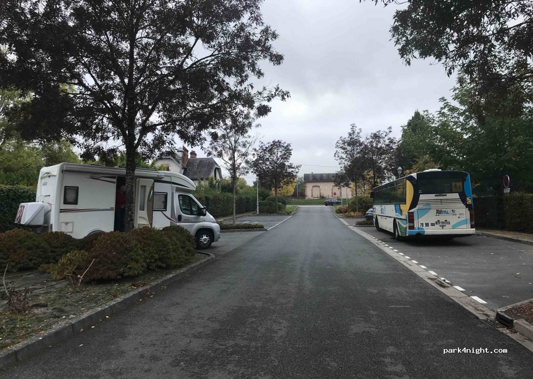(41600) Nouan-le-Fuzelier - 15 Avenue de Toulouse — foto 3