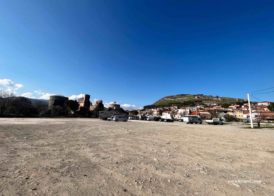 (35700)  - 60 Kınık Caddesi — foto 3