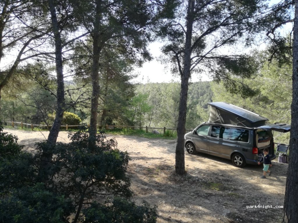 (83270) Saint-Cyr-sur-Mer - 191 Route Privé du Deffend — foto