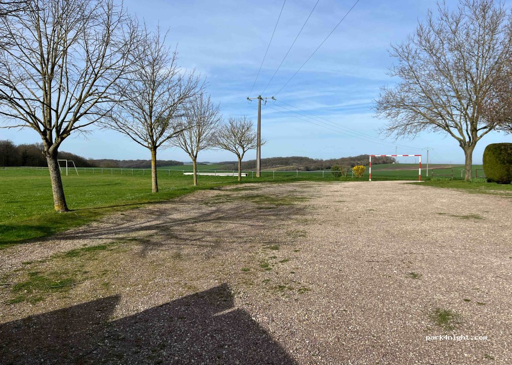 (10300) Montgueux - 4 Rue de la Mairie — foto 4