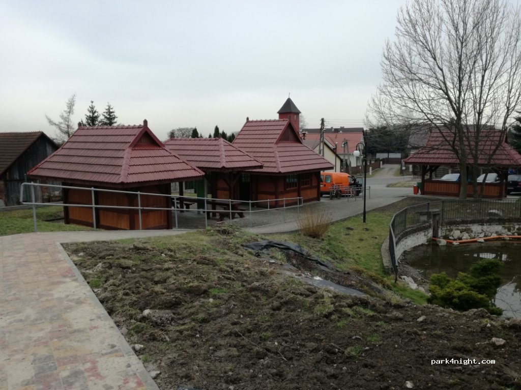(32-082) Kobylany - 3 Bursztynowa — foto