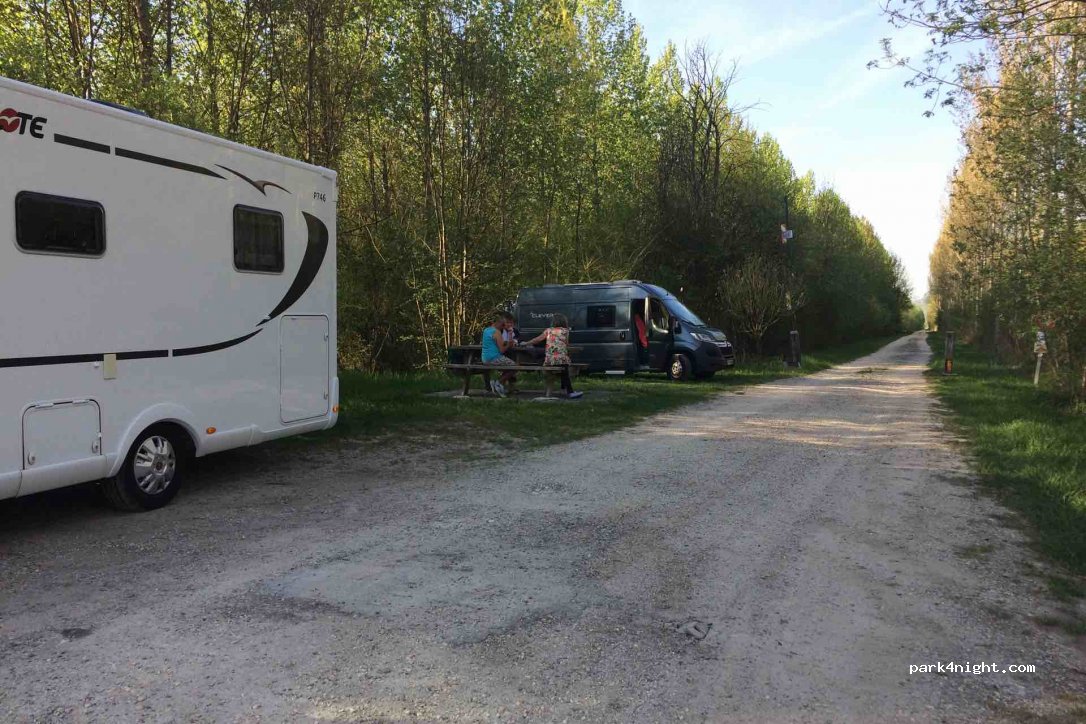(73310) Ruffieux - D904 — foto