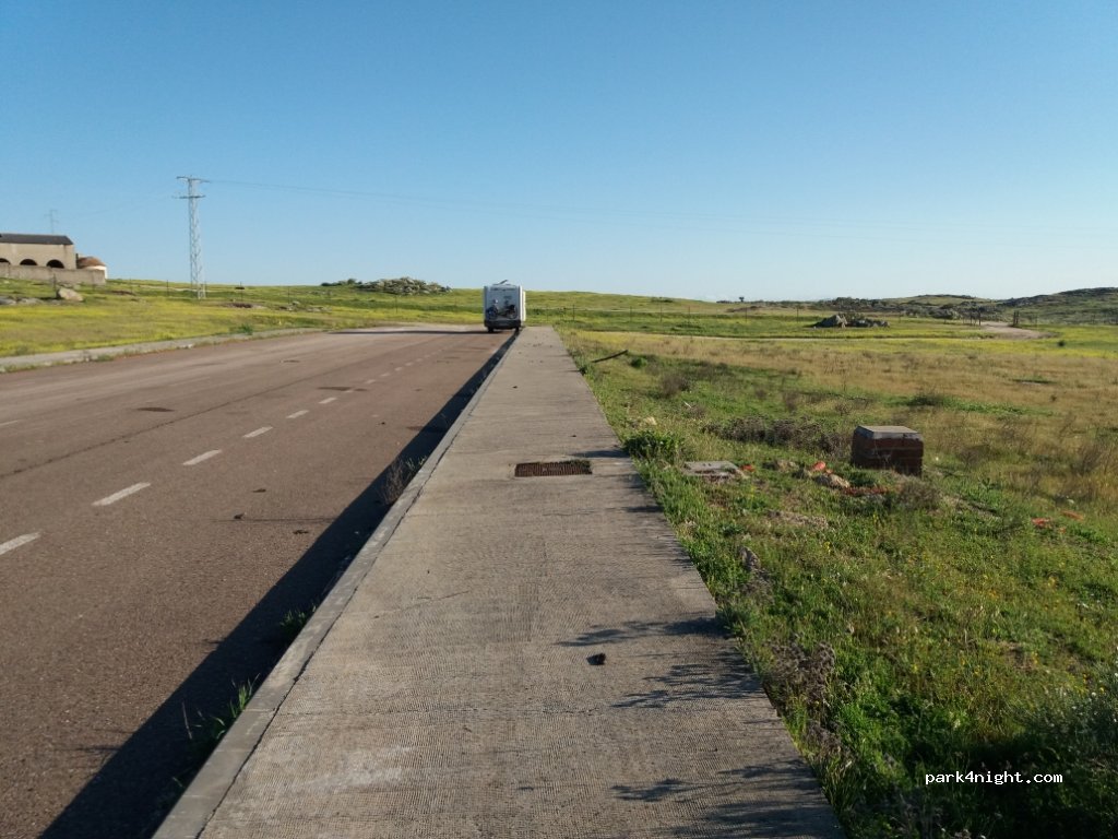 (10290) Trujillo - Unnamed Road — foto
