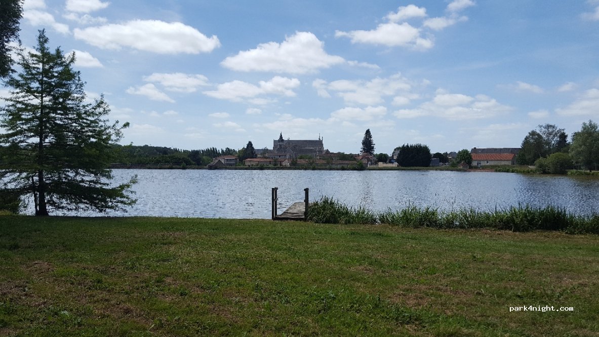 (86260) La Puye - La Maison Rouge — foto 2