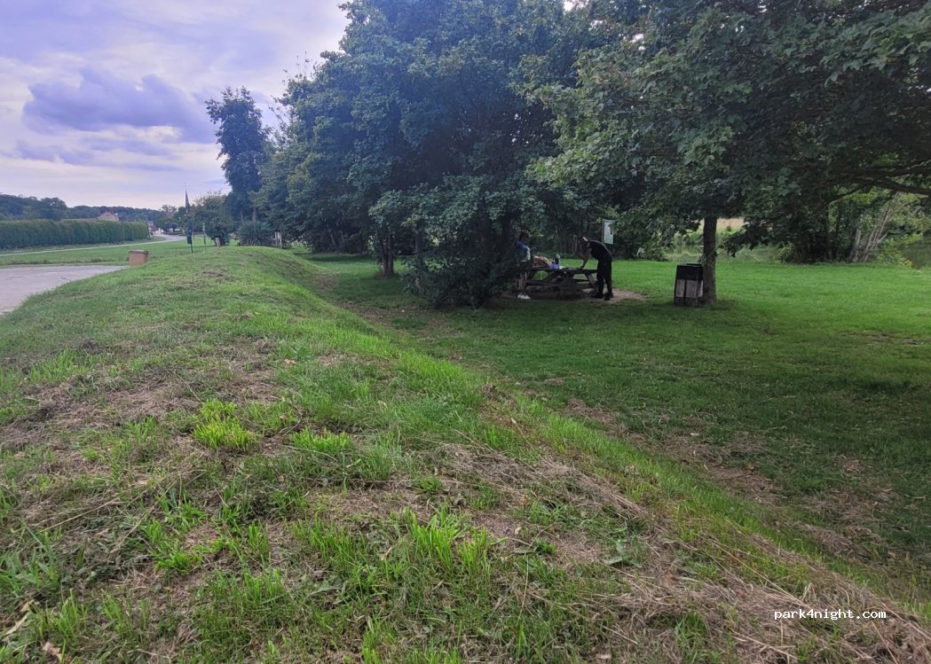 (28270) Bérou-la-Mulotière - D102 — foto 2