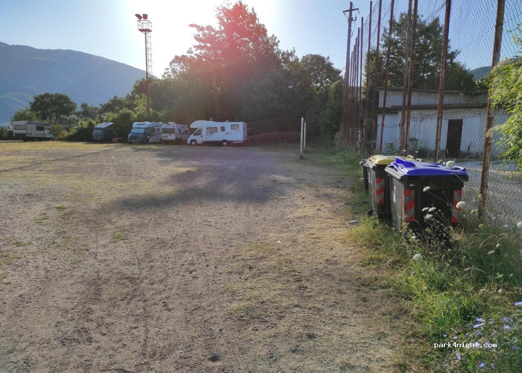 (02020) Colle di Tora - 21 Via dello Sport — foto