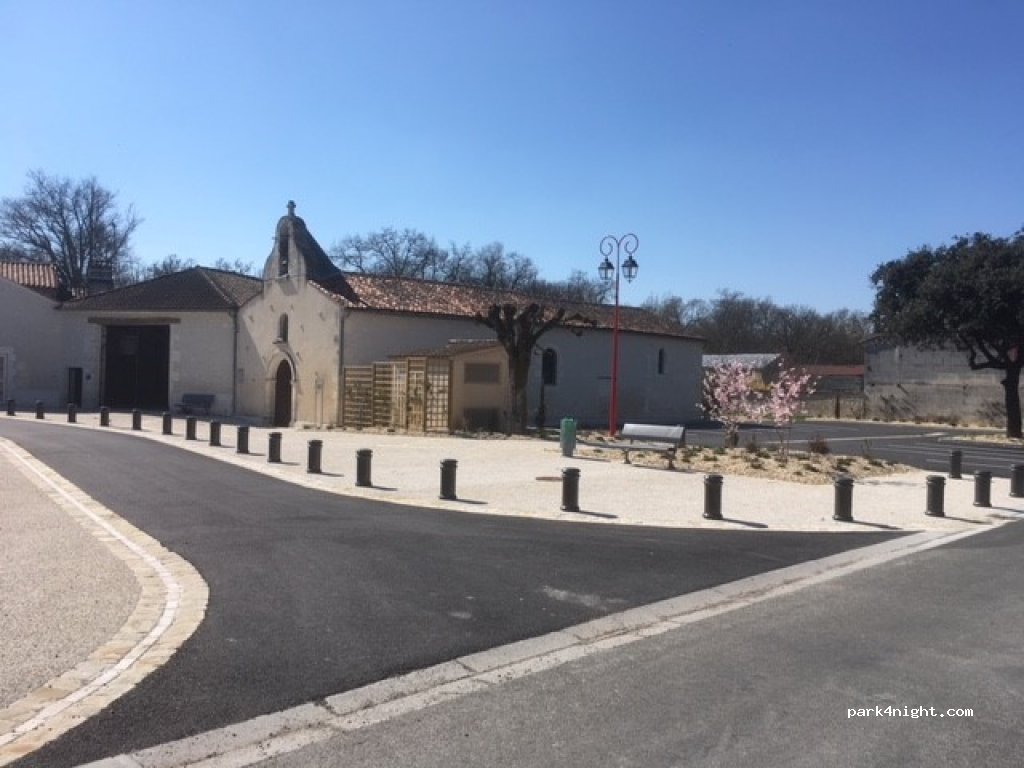 (17800) Salignac-sur-Charente - 4 Rue de la Poste — foto