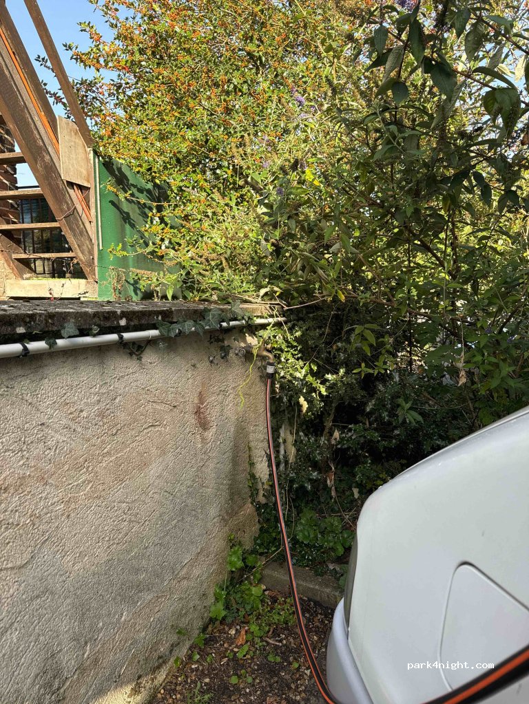 (37110) Château-Renault - Place Gaston Bardet — foto 3