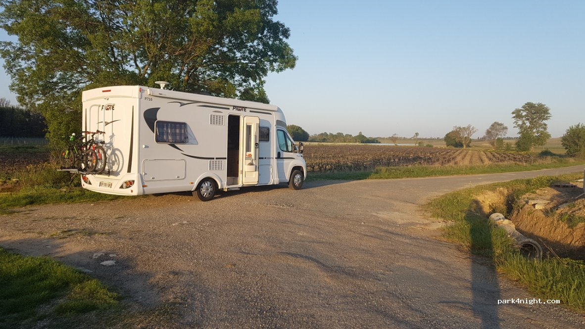 (11610) Ventenac-Cabardès - 5 Route de Pezens — foto