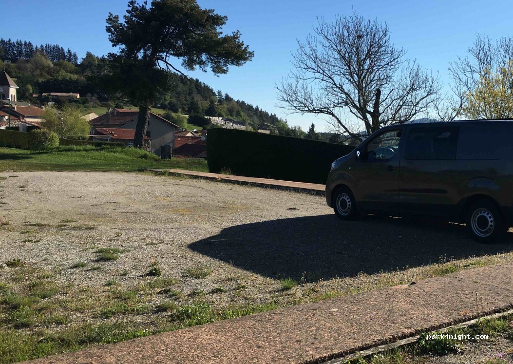 (07270) Nozières - Le Village — foto 3