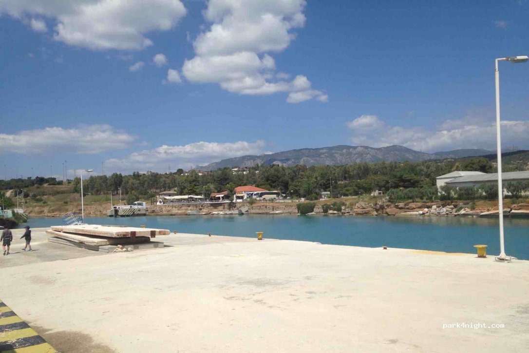 () Isthmia - Eparchiaki Odos Gefiras Isthmou - Isthmion — foto 3