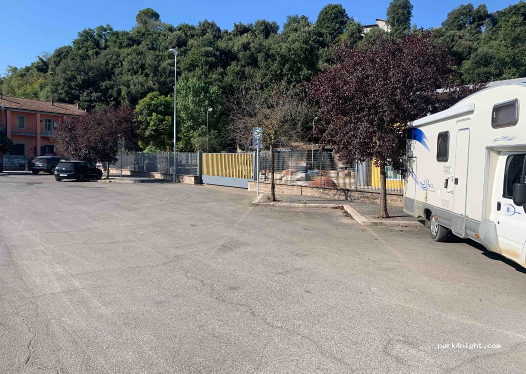 (01035) Scalo Teverina - 14-31 Strada Provinciale 150 — foto